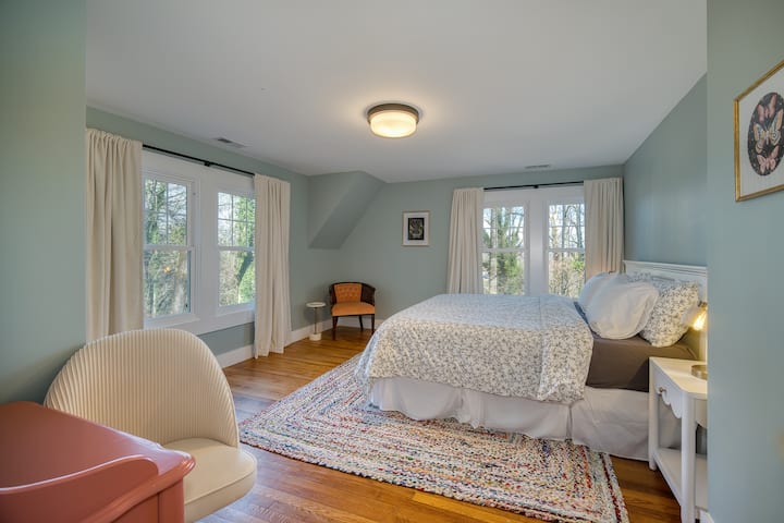 Monthly Rental 5 Minutes To Downtown! - Brevard, NC