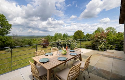 Villa Bellevue peaceful and accessible for people with reduced mobility