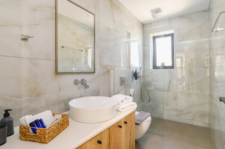 Villa Zen Roshi by Villa Plus gallery image 5