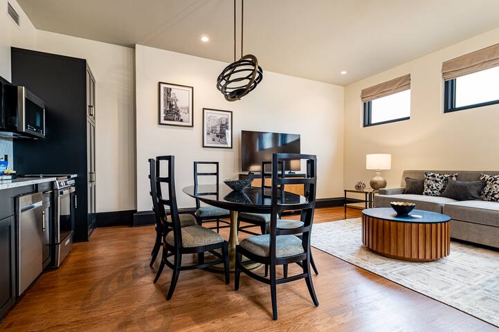 2BR Rare! Rooftop w/ Skyline Views | The Mayfair gallery image 4