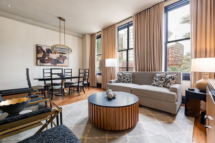 2BR City View in Prime Location | Mayfair Hotel