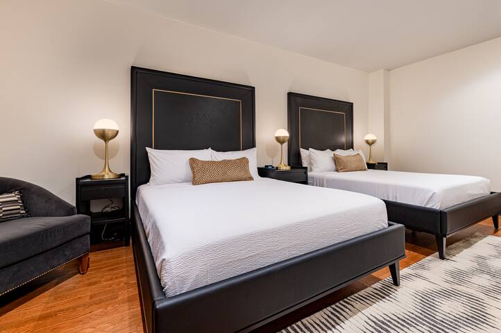 2BR Downtown Views in Prime Location | The Mayfair gallery image 4