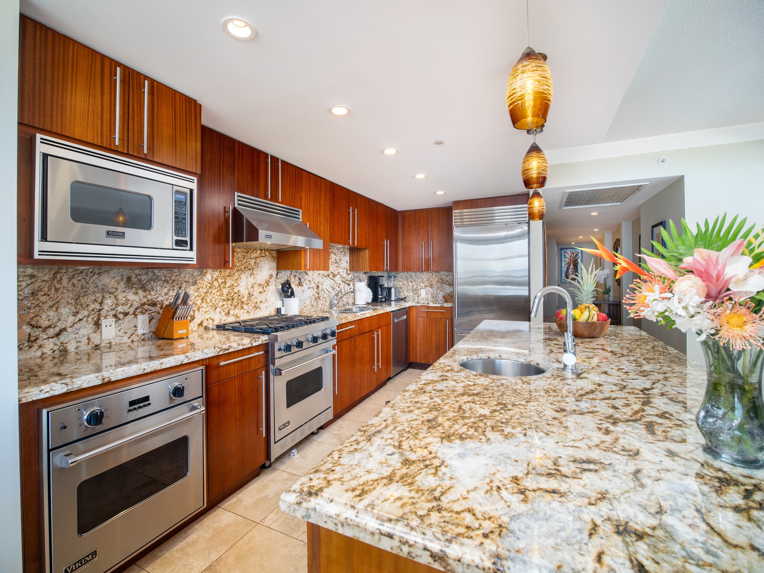 Home in Lahaina · ★4.73 · 3 bedrooms · 4 beds · 3 baths - Image 6