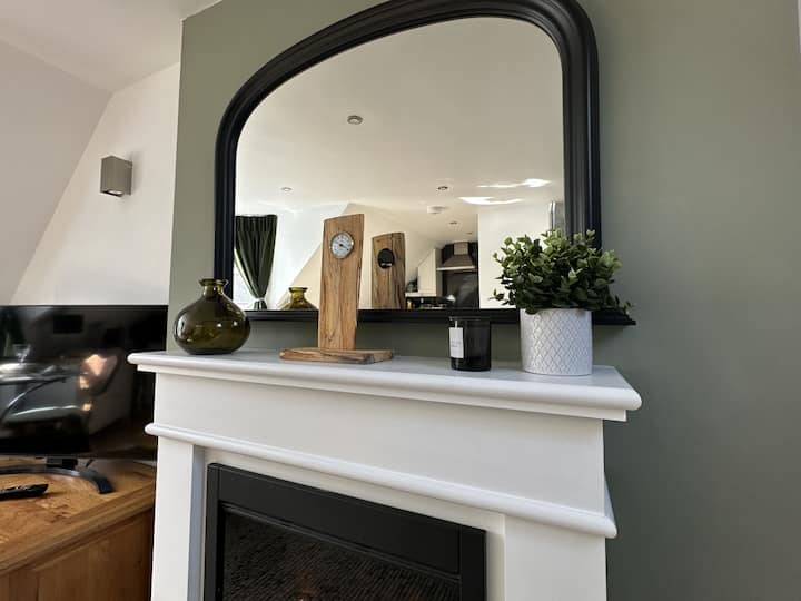 The Canongate Coorie - Kelso