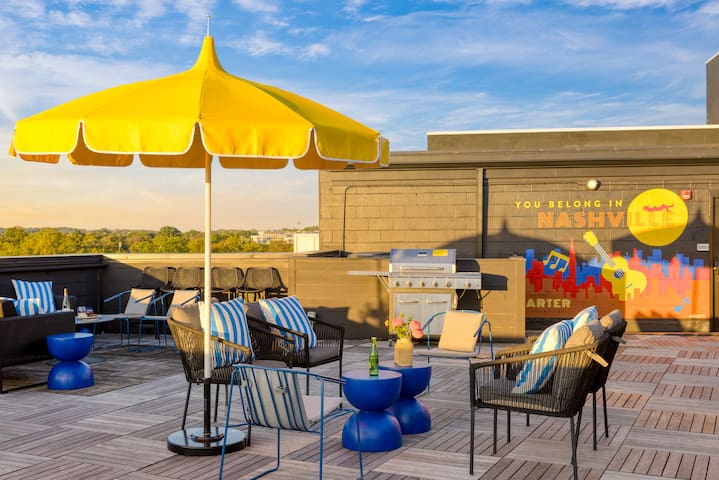 The Carter Buyout – 2 Units by AvantStay | 24 Occ gallery image 2