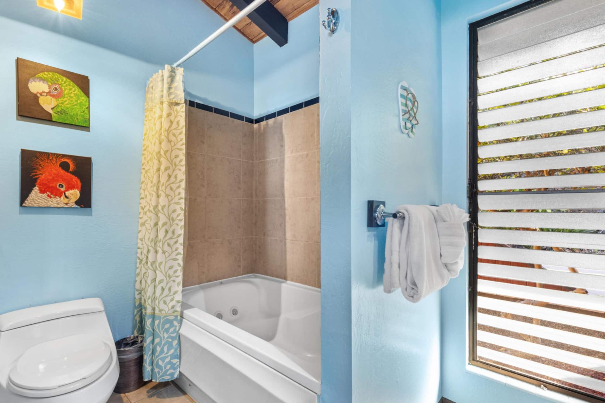 Home in Kailua-Kona · ★4.76 · 2 bedrooms · 3 beds · 2 baths - Image 16