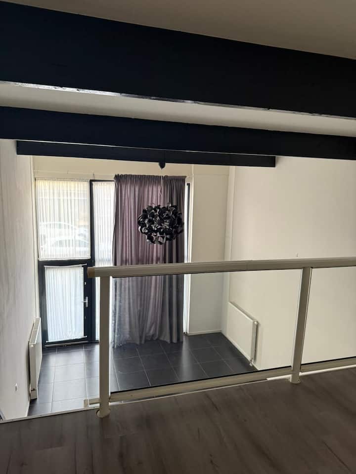 Spacious Expat Home In Eindhoven – Fully Furnished - Best