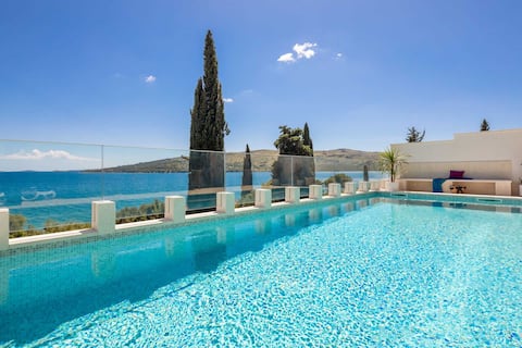 Villa Ocean View with Pool I