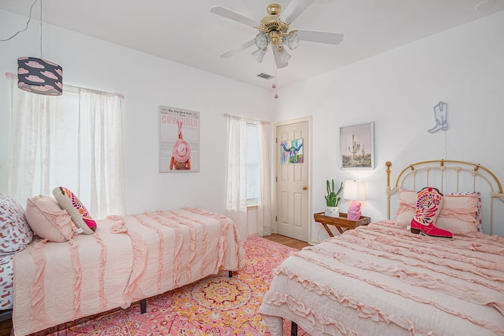 חדר "קאובוי בחוף הים"!