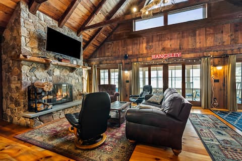 Bishop | Amazing location on Rangeley Lake