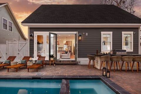 Beautiful Savannah Retreat | Heated Pool