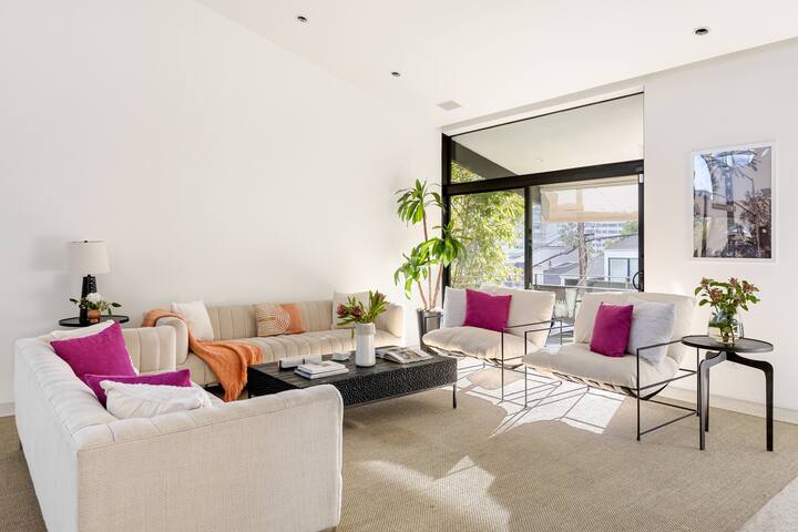 Kings Road | Pool + Views | West Hollywood Luxury gallery image 5