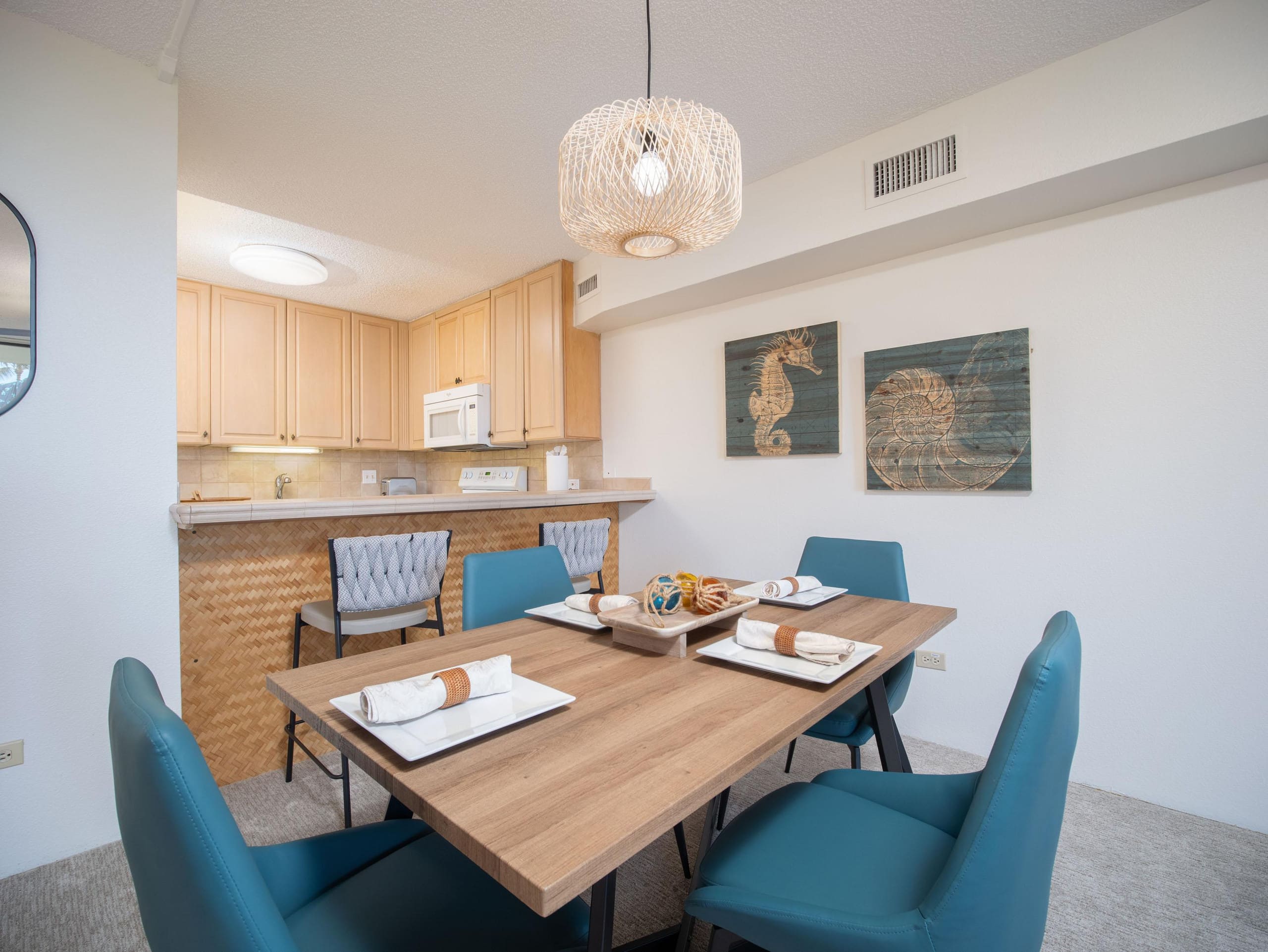 Condo in Kihei · ★5.0 · 1 bedroom · 2 beds · 2 private baths - Image 13
