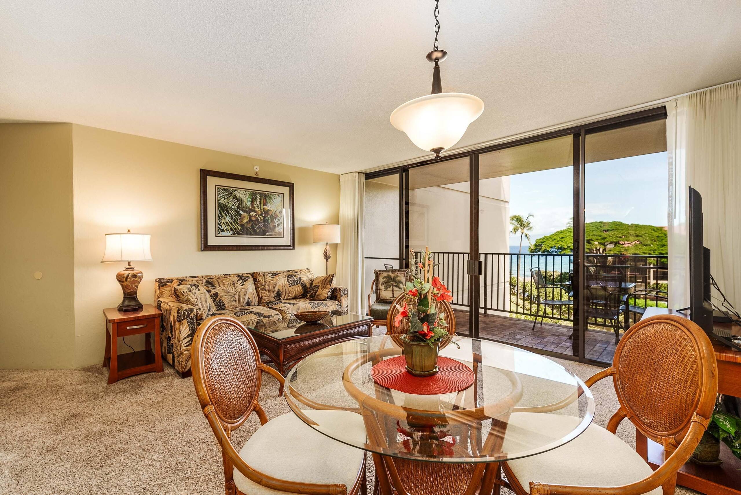 Condo in Lahaina · ★4.88 · 2 bedrooms · 3 beds · 2 private baths - Image 2