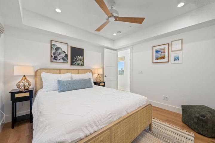 Tasteful decor adorns the walls, which includes pieces from local San Diego artists.