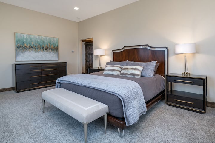 Dormitorio principal | Cama tamaño king | Nivel principal