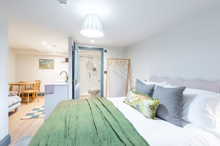 The Willows Suite 15 Kitchenette By I-stay Whitby - Whitby