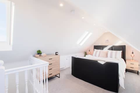 Northern Hideaways, Greyfield House