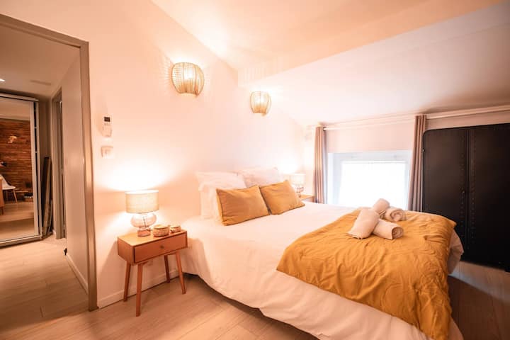 Le Duplex - Clim - Parking - Wifi - ibis budget Montauban Les Chaumes