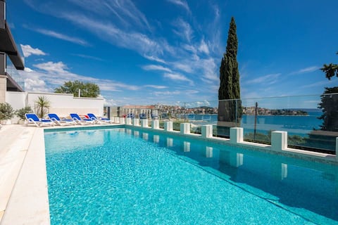 Villa Ocean View with Pool II