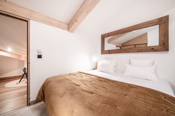 Спалня 2