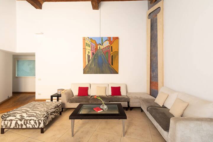 Navona Stylish Apartment by RomeLoft gallery image 3