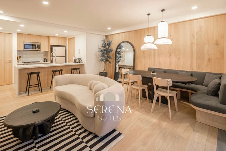 Upscale 2BR with Skyview Pool in Central Condesa