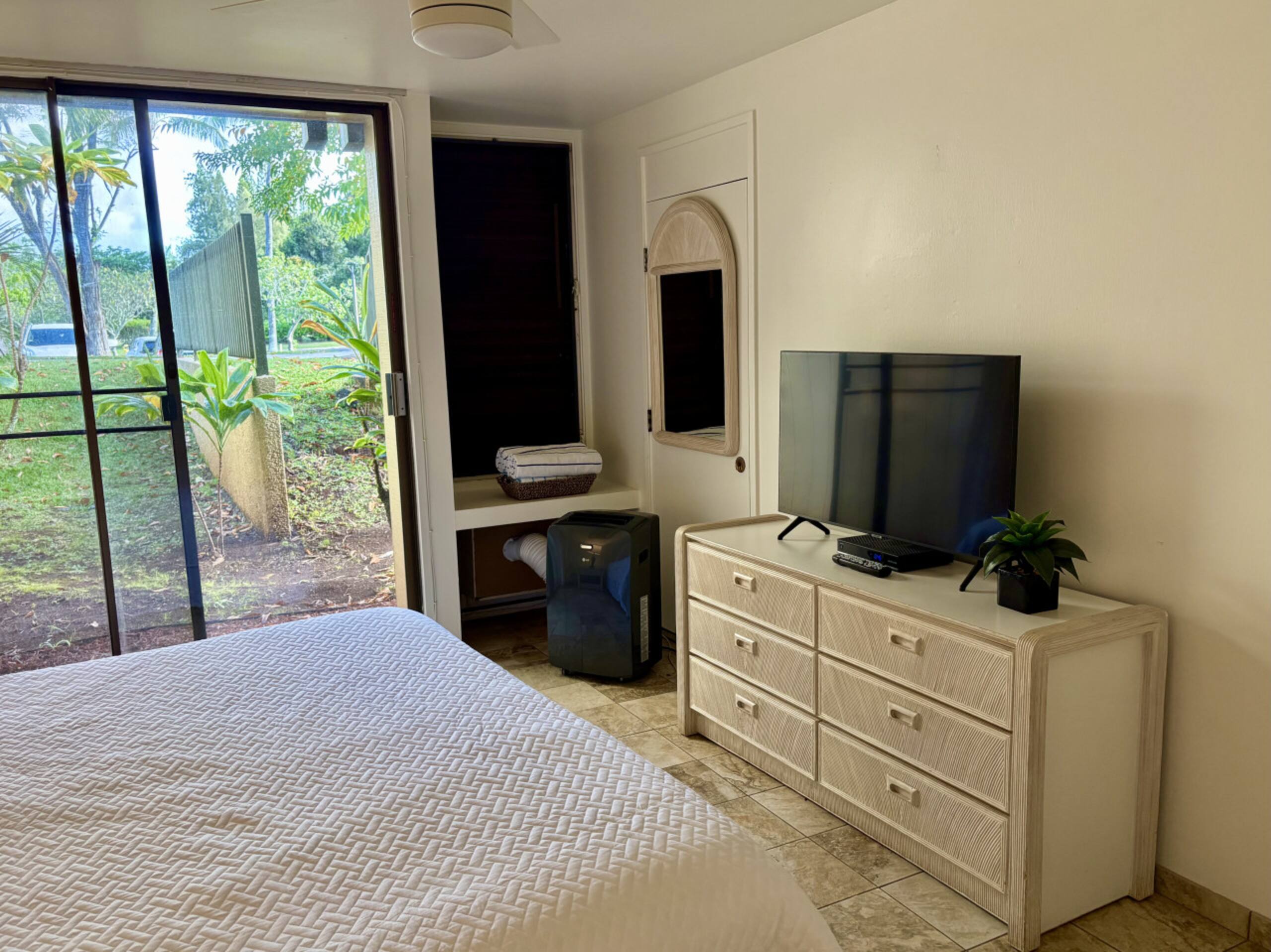 Home in Kahuku · ★4.71 · 1 bedroom · 2 beds · 2 private baths - Image 68