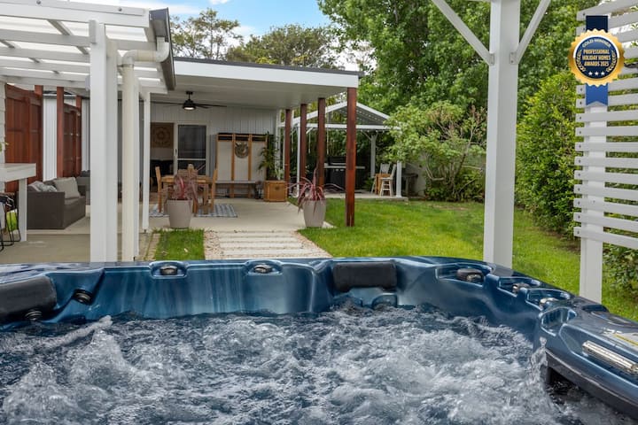 Callala Bay Gem - Pet Friendly Beach+Spa Getaway
