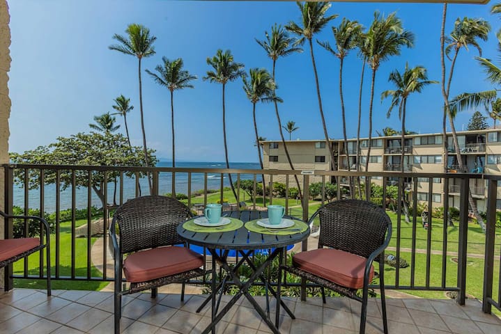 Beachfront Resort Gorgeous 2Bd2Ba Oceanview