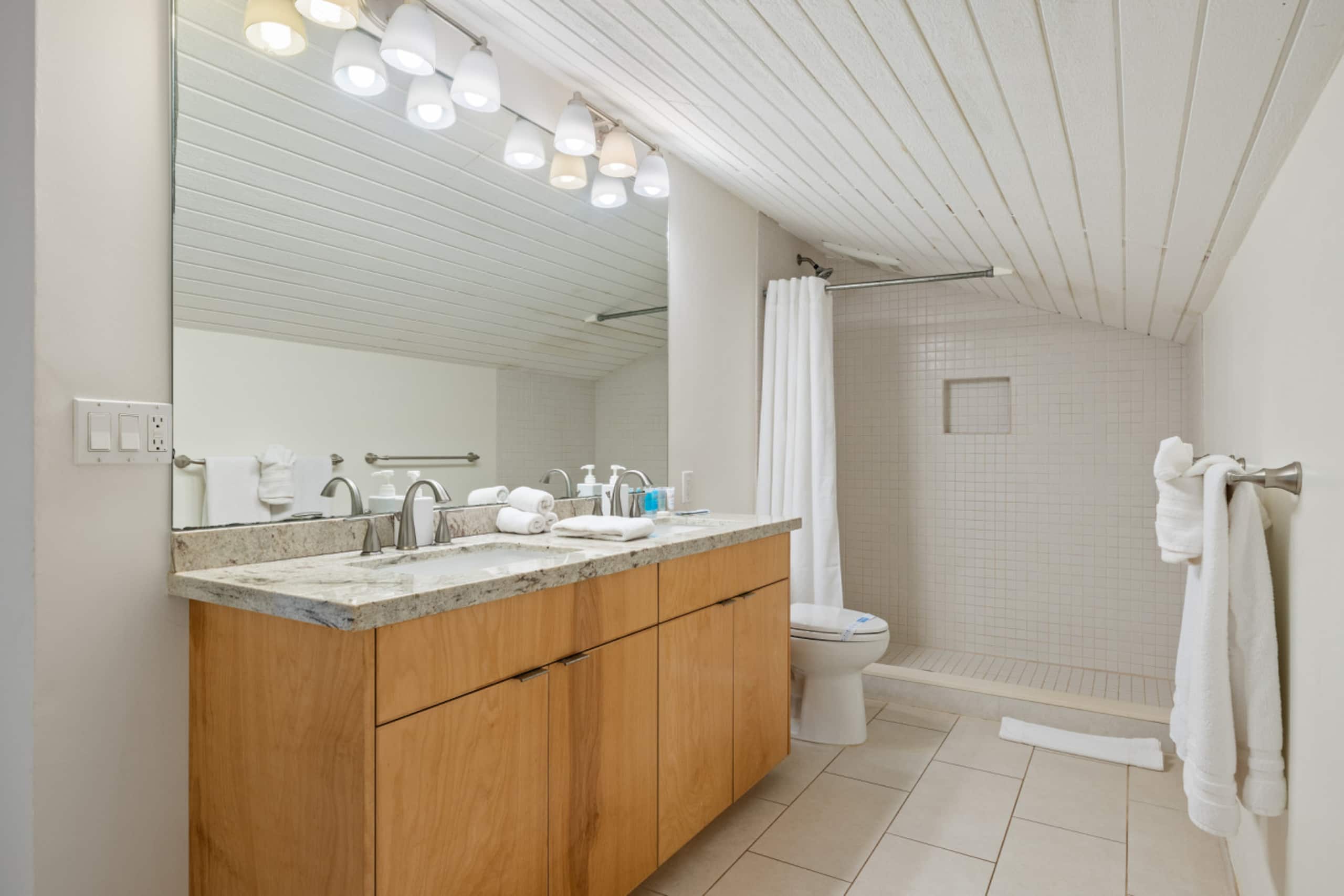 Home in Kahuku · ★4.74 · 2 bedrooms · 4 beds · 3 private baths - Image 58