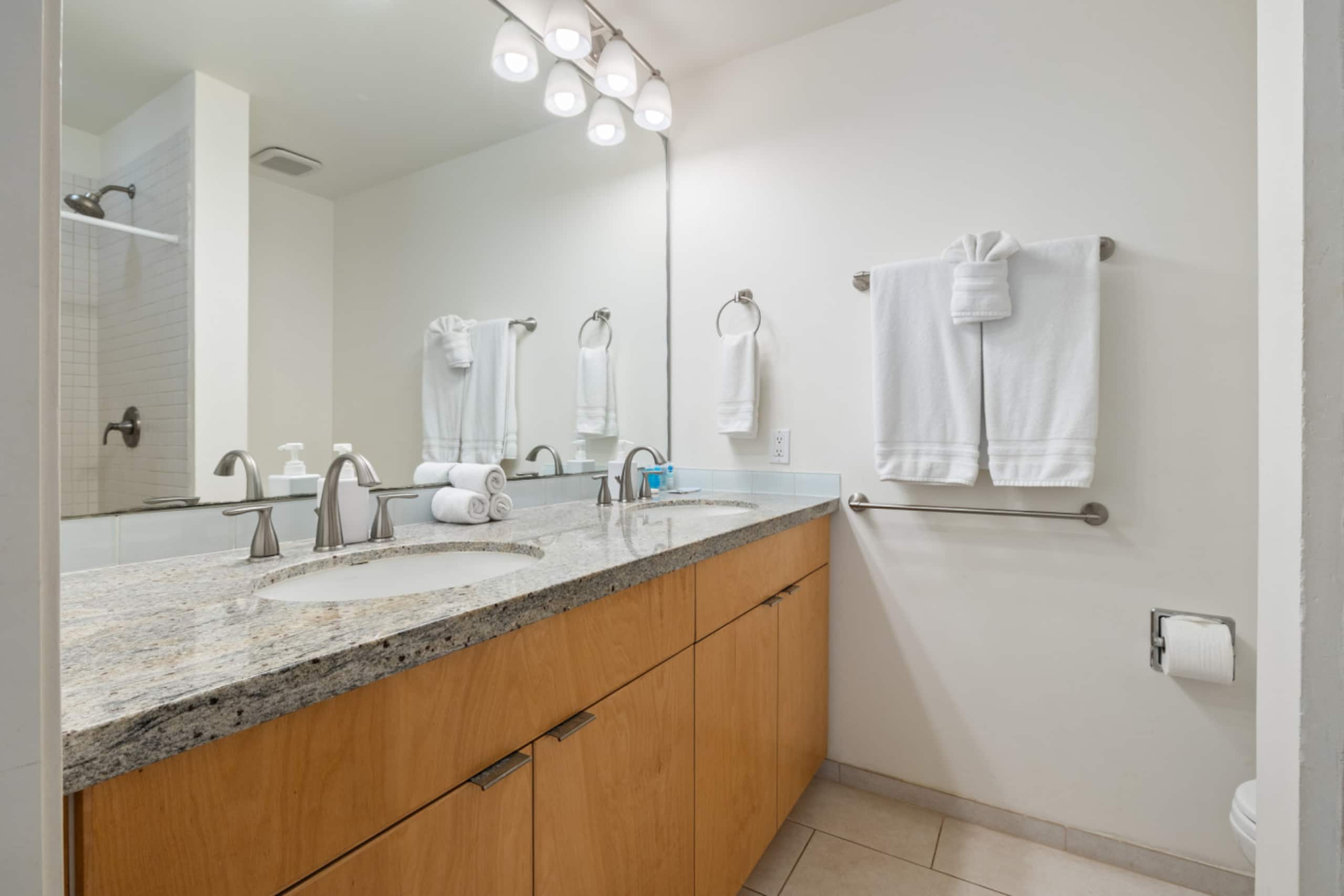 Home in Kahuku · ★4.74 · 2 bedrooms · 4 beds · 3 private baths - Image 33