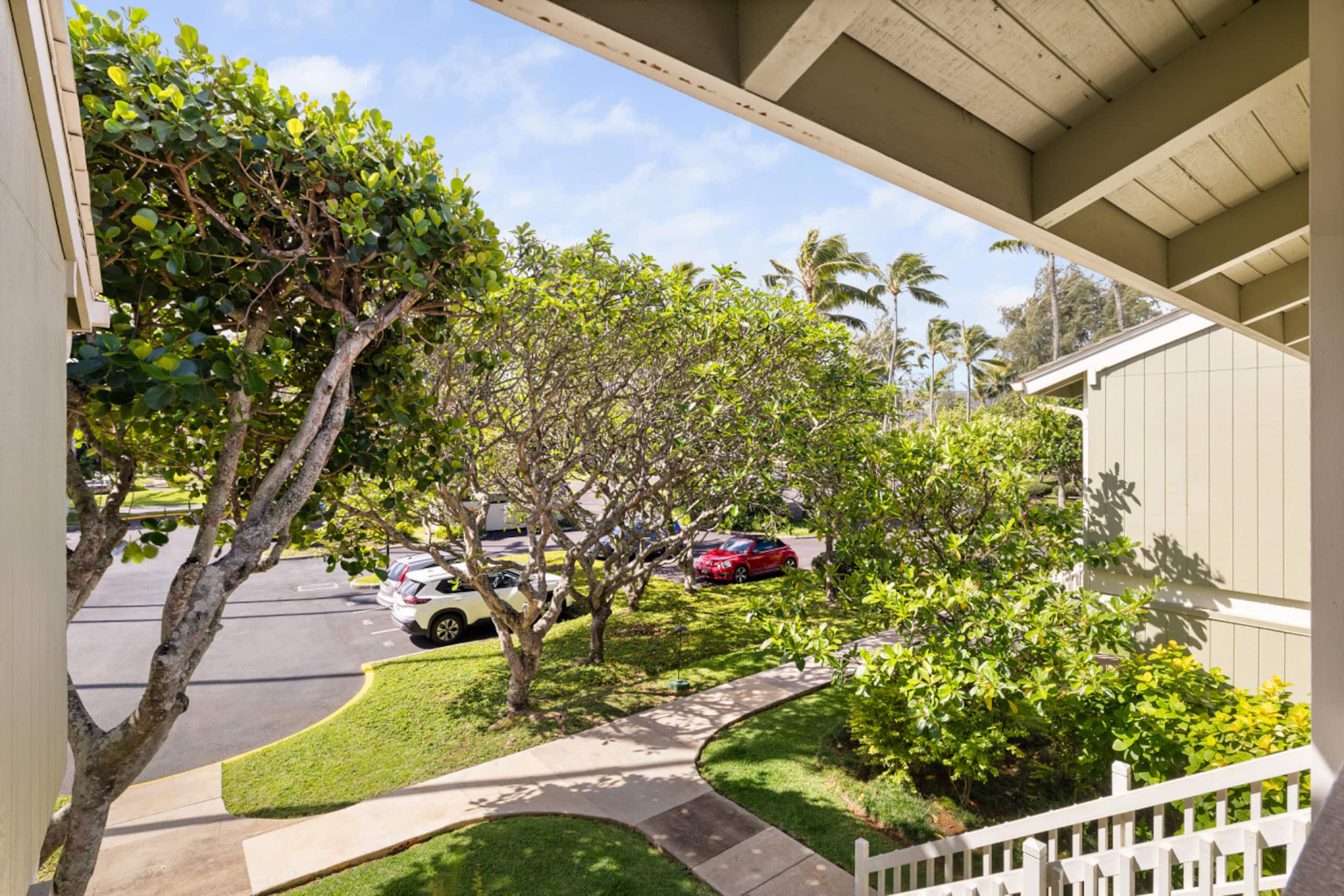 Home in Kahuku · ★4.74 · 2 bedrooms · 4 beds · 3 private baths - Image 54