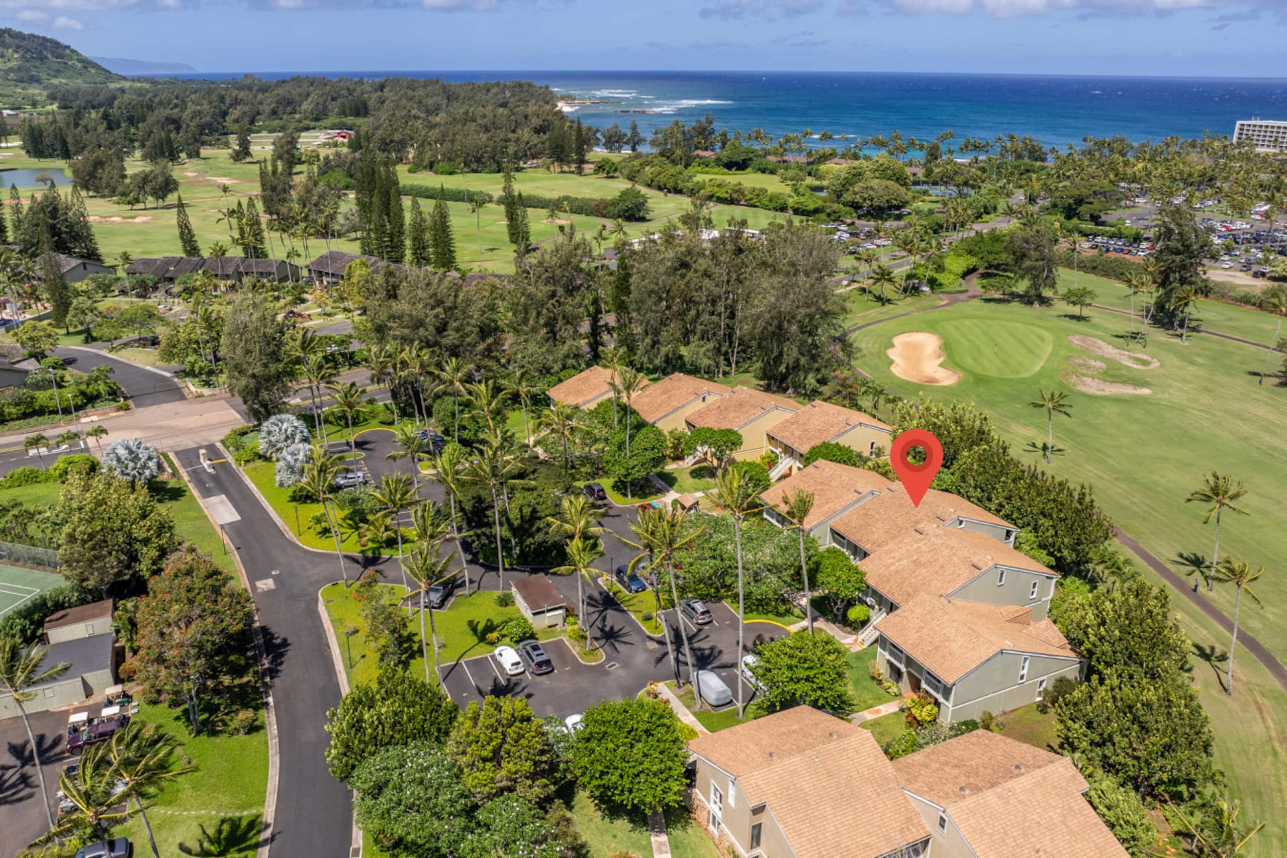 Home in Kahuku · ★4.74 · 2 bedrooms · 4 beds · 3 private baths - Image 44