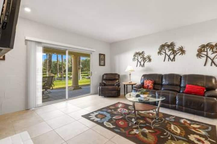 Resort-style Condo Steps To Pool - Agua Caliente Resort Casino Spa Rancho Mirage