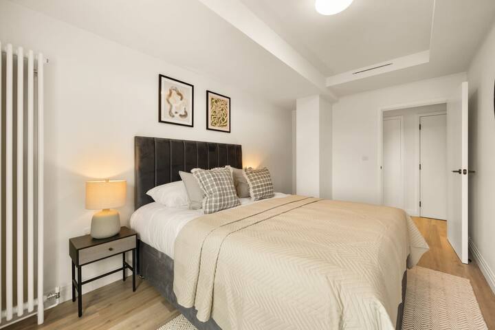 Premium Three Bedroom Serviced Apartment gallery image 2