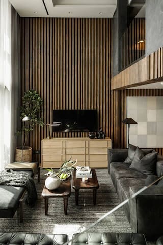 Modern Lux Loft-Style Apartment