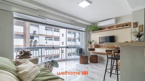 Apartment in Guarujá, Steps from the Beach