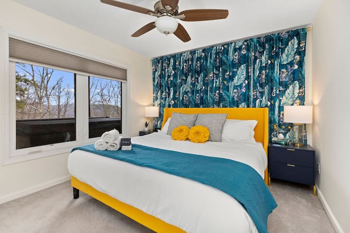  Drift off in style in this beautifully designed king bedroom, where comfort meets sophistication.