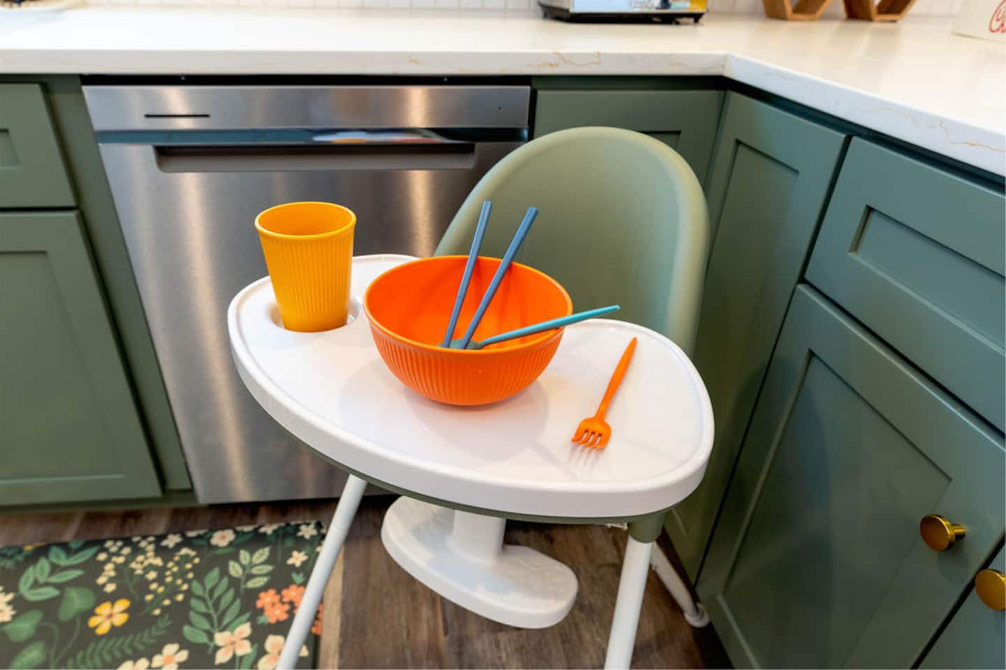 Seat the littlest guest at the table too, high chair and kid-friendly dishes included. One less thing to pack for the trip.