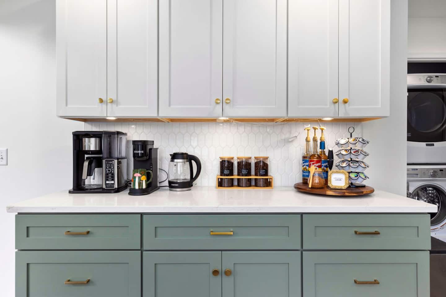 Load up either drip maker so nobody's standing around waiting their turn in the morning. Grab a mug and pick your favorite.