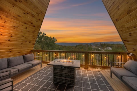 Urban Vista | A-Frame Cabin | Mtn Views + Goats!