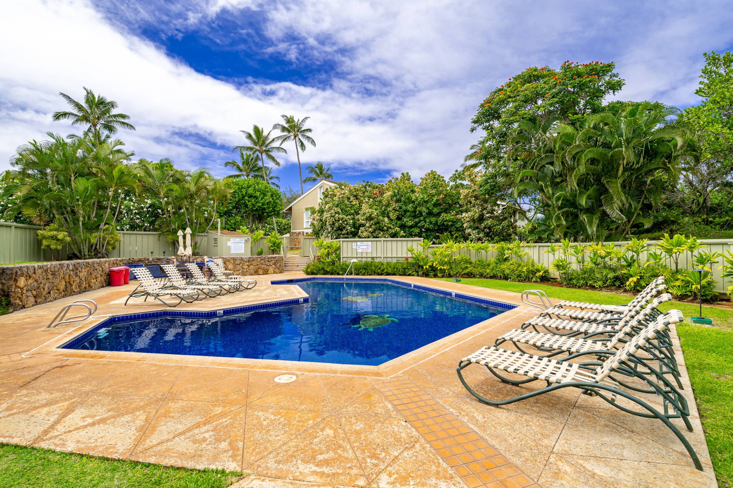 Condo in Kahuku · ★4.89 · 2 bedrooms · 4 beds · 2 shared baths - Image 84