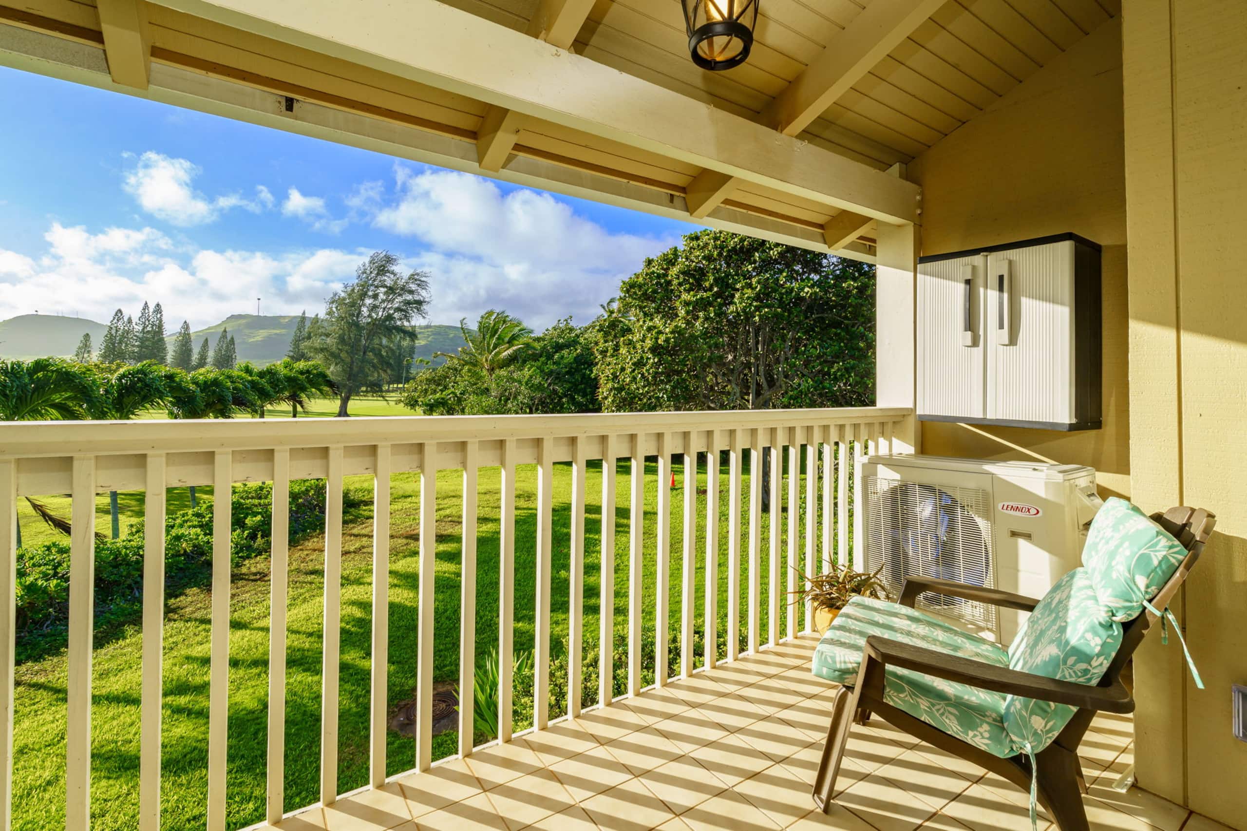 Condo in Kahuku · ★4.89 · 2 bedrooms · 4 beds · 2 shared baths - Image 24