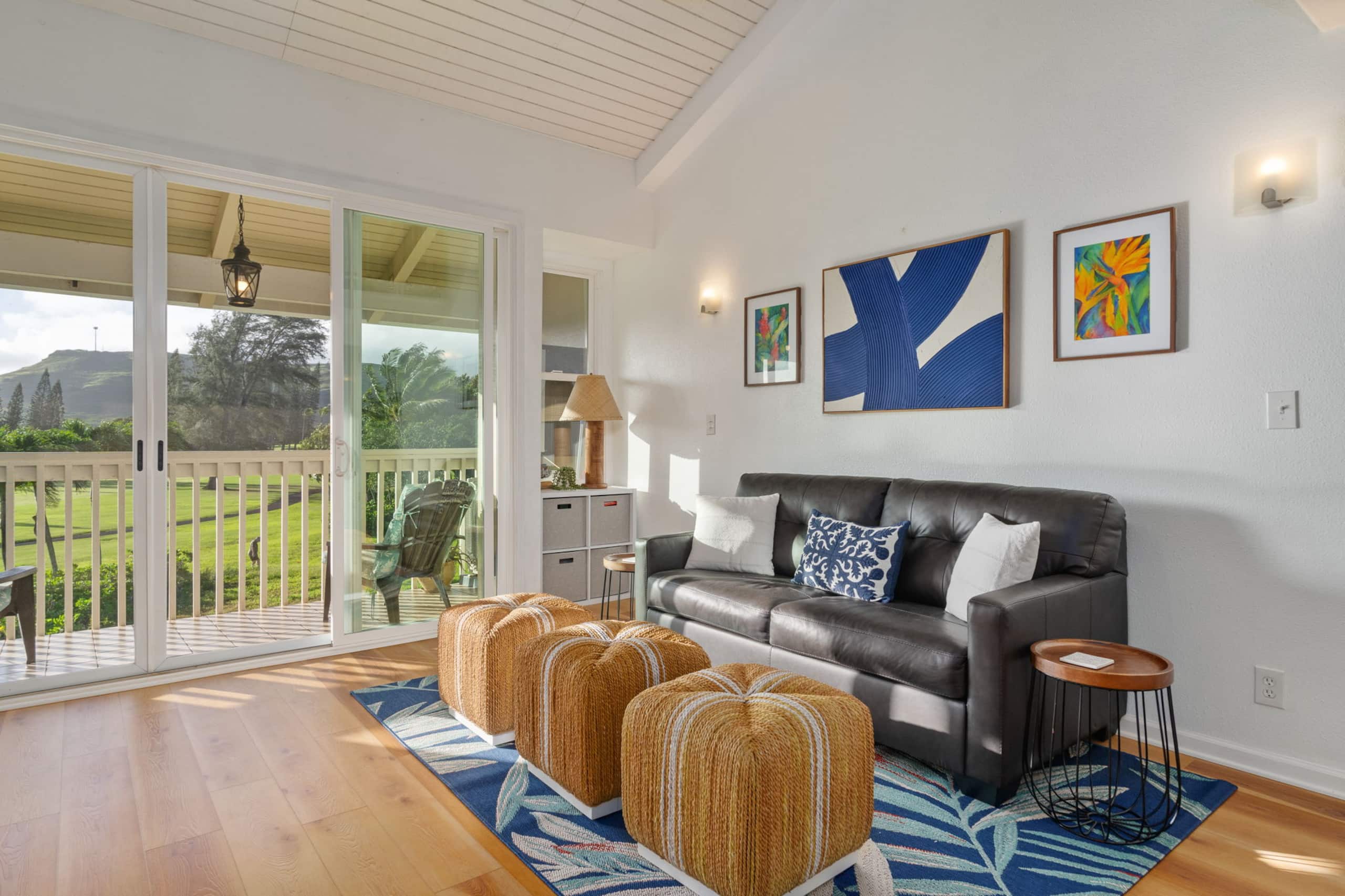 Condo in Kahuku · ★4.89 · 2 bedrooms · 4 beds · 2 shared baths - Image 4