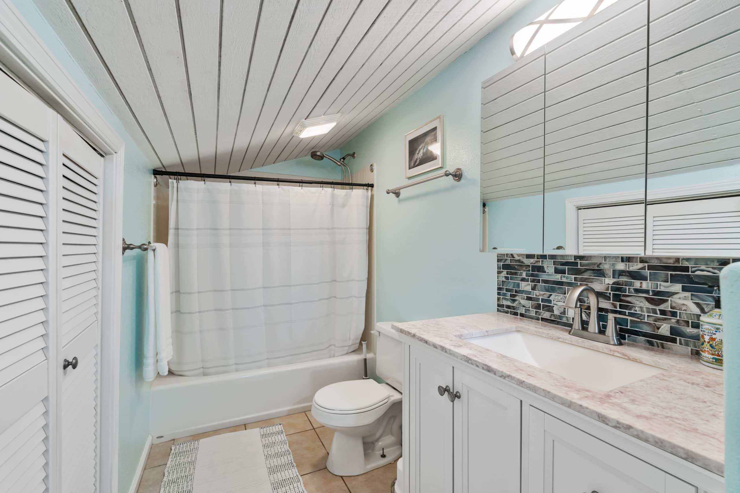 Condo in Kahuku · ★4.89 · 2 bedrooms · 4 beds · 2 shared baths - Image 71