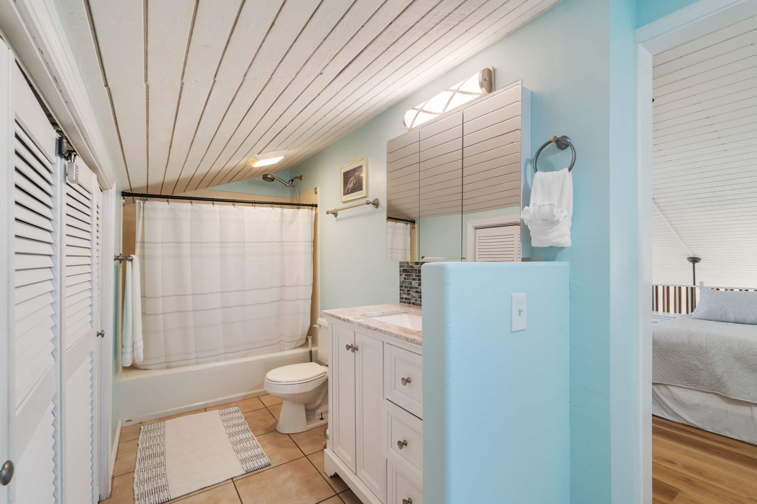Condo in Kahuku · ★4.89 · 2 bedrooms · 4 beds · 2 shared baths - Image 70