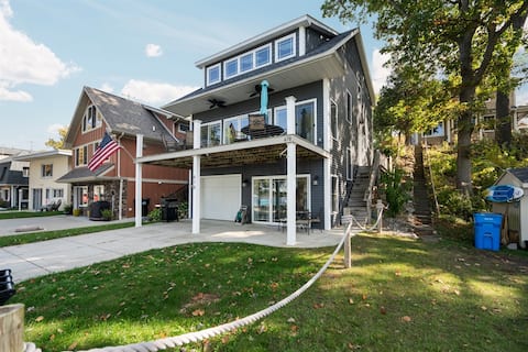 Lakefront Home in the Irish Hills, Sunset Views!