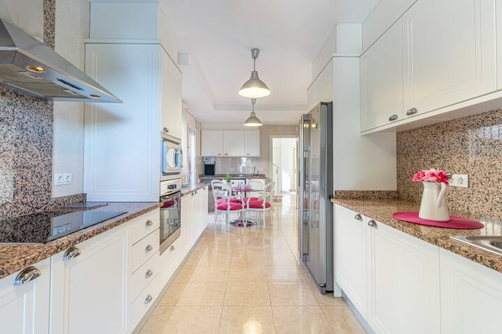 Jouvacations Villa Sun Pani gallery image 5