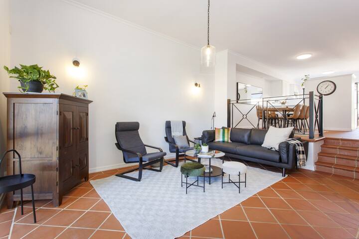 Terrace Heaven – Luxe Retreat in Fremantle gallery image 4